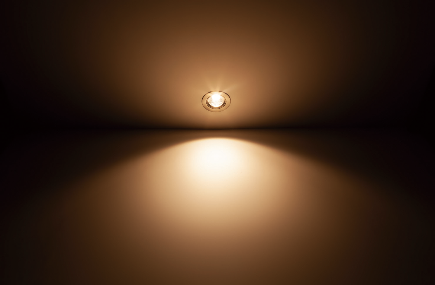 Kohdevalaisin Philips Sparkle 5W 27K upotettava nikkeli