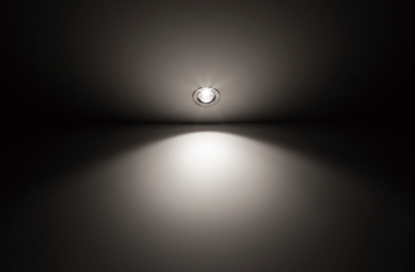 Kohdevalaisin Philips Sparkle 5W 27K upotettava nikkeli