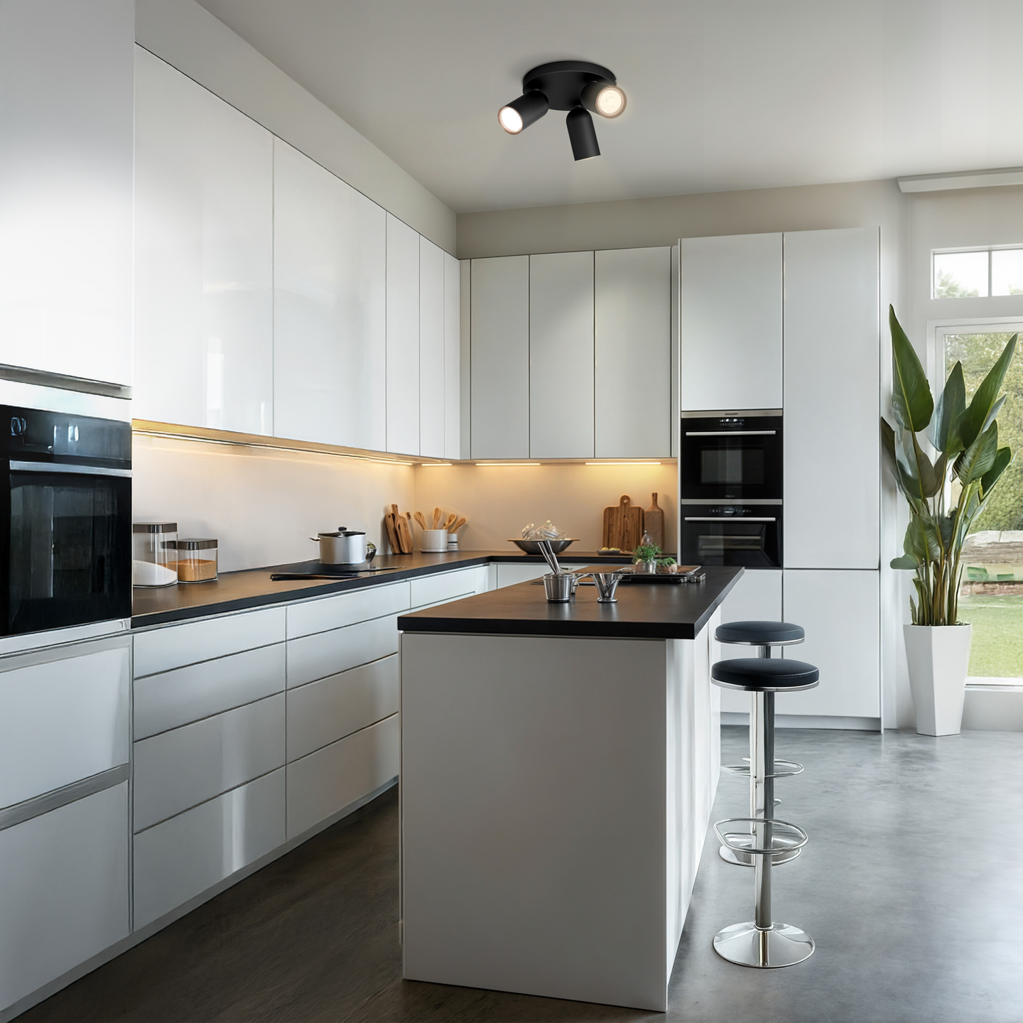 Kohdevalaisin Philips Pongee musta 3x