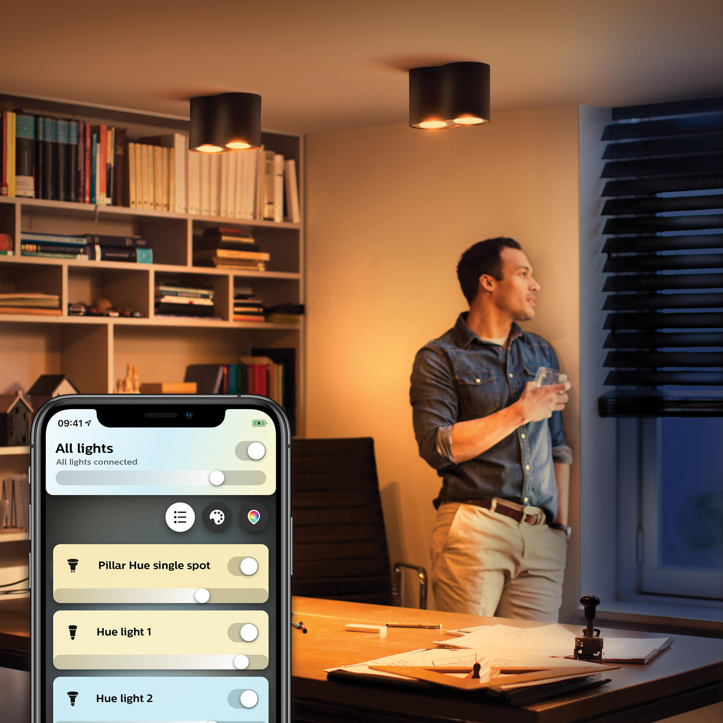 Kohdevalaisin Philips Hue Pillar Musta 2x4.2W 700 LM - 800 LM 2200-6500K