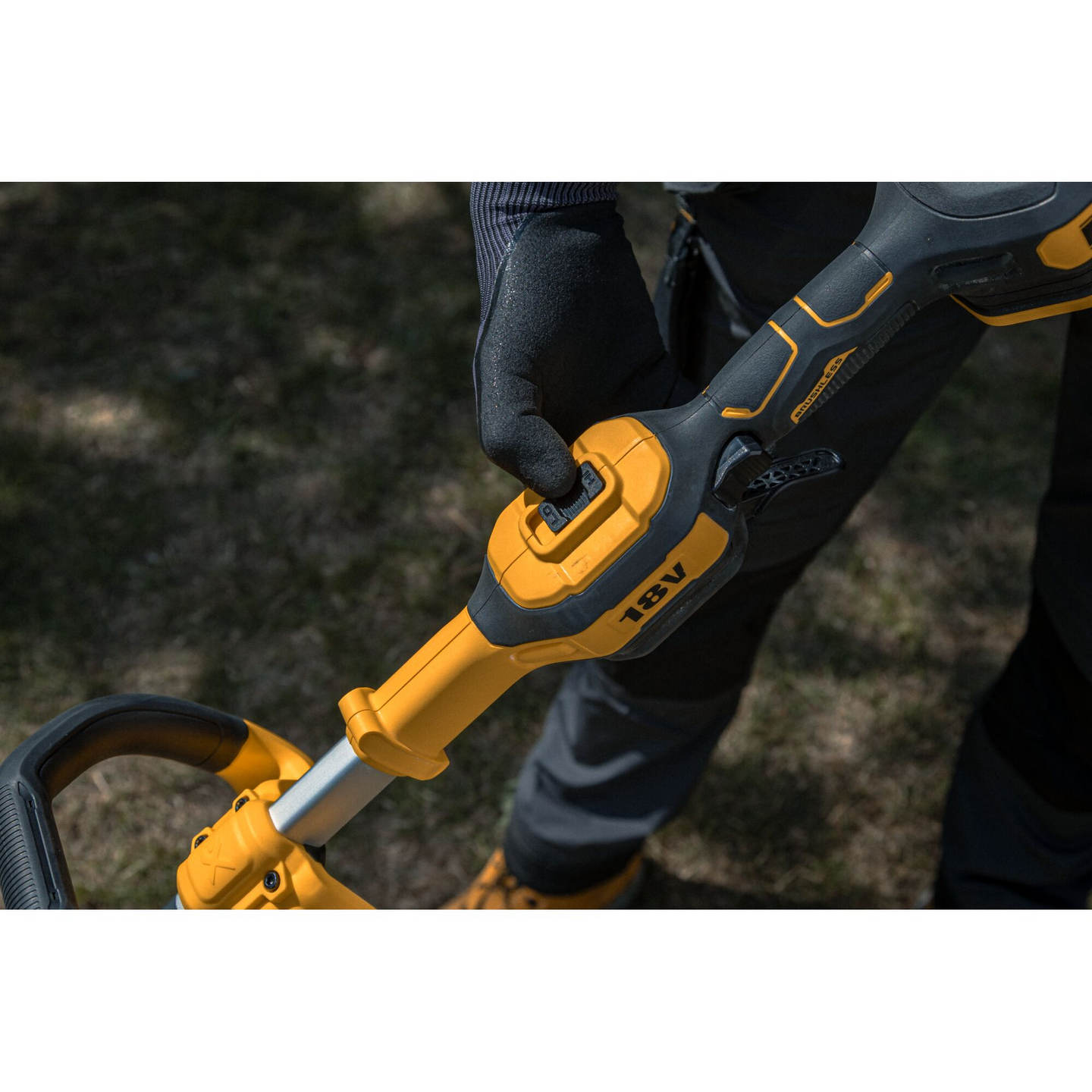 Akkutrimmeri Dewalt DCMST561P1 18V XR 36cm 5Ah