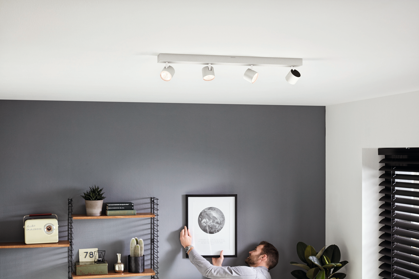 Spottivalaisin Philips Warmglow Star 4-osainen 2000lm valkoinen