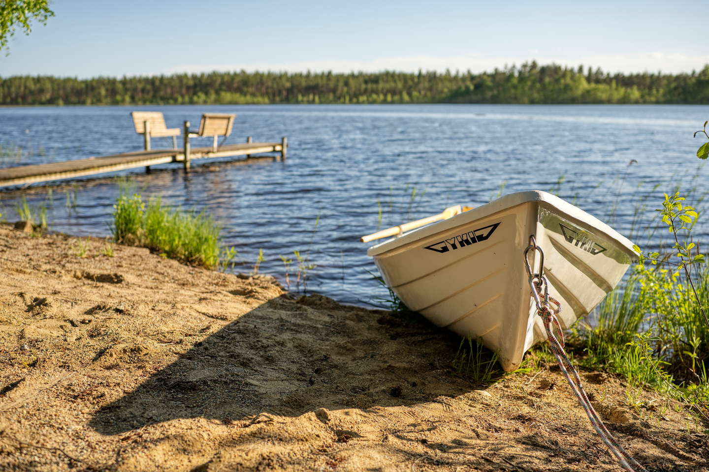 Soutuvene Yki 485 valkoinen