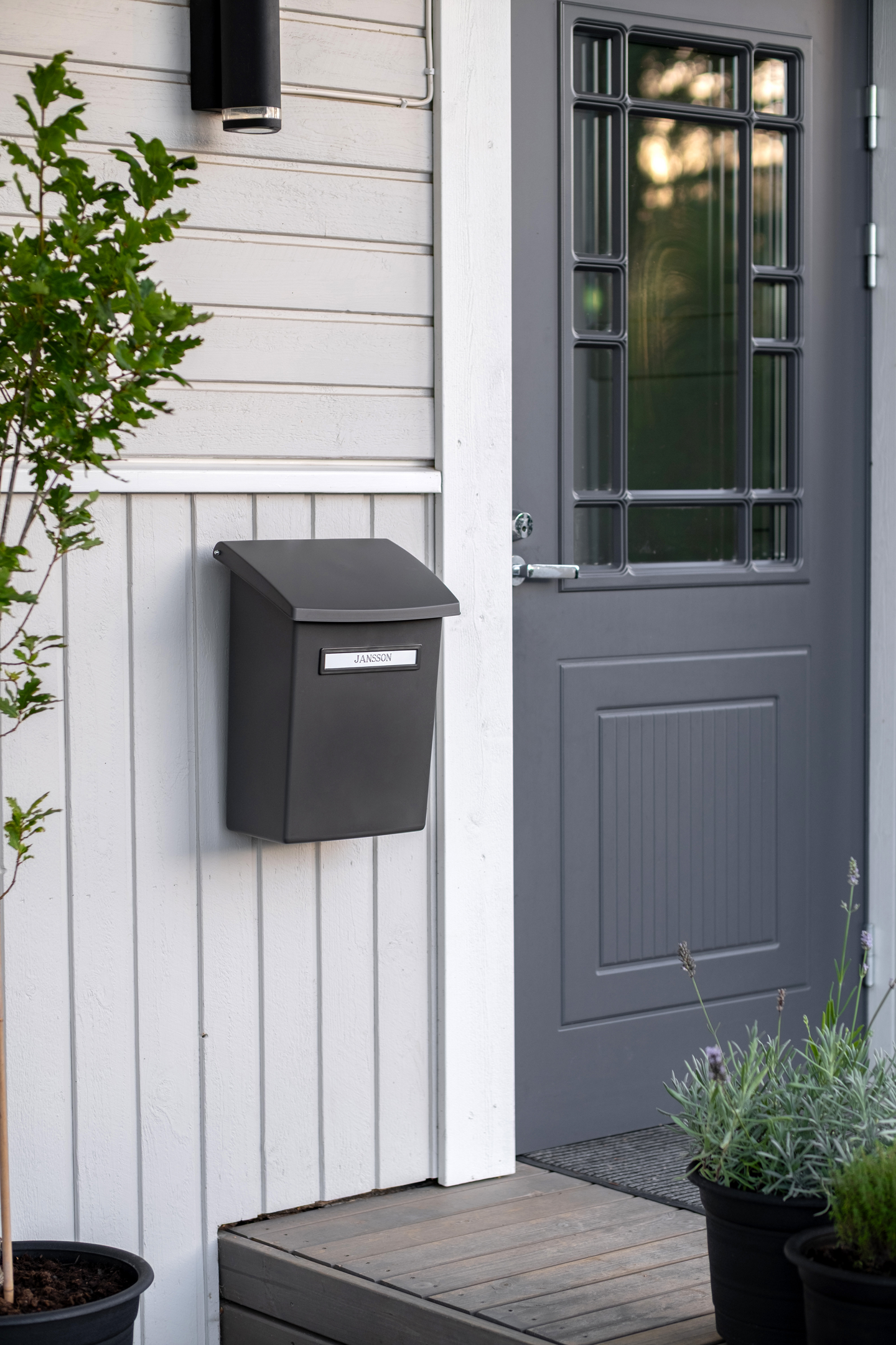 Postilaatikko Orthex hiilenmusta