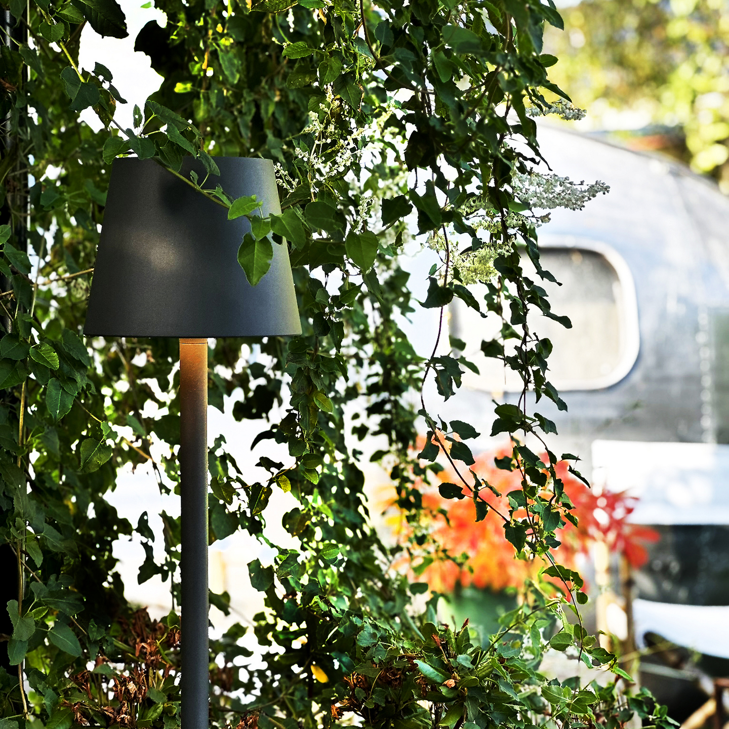 BELYSNING LIGHTSON TRÄDGÅRD SOFY