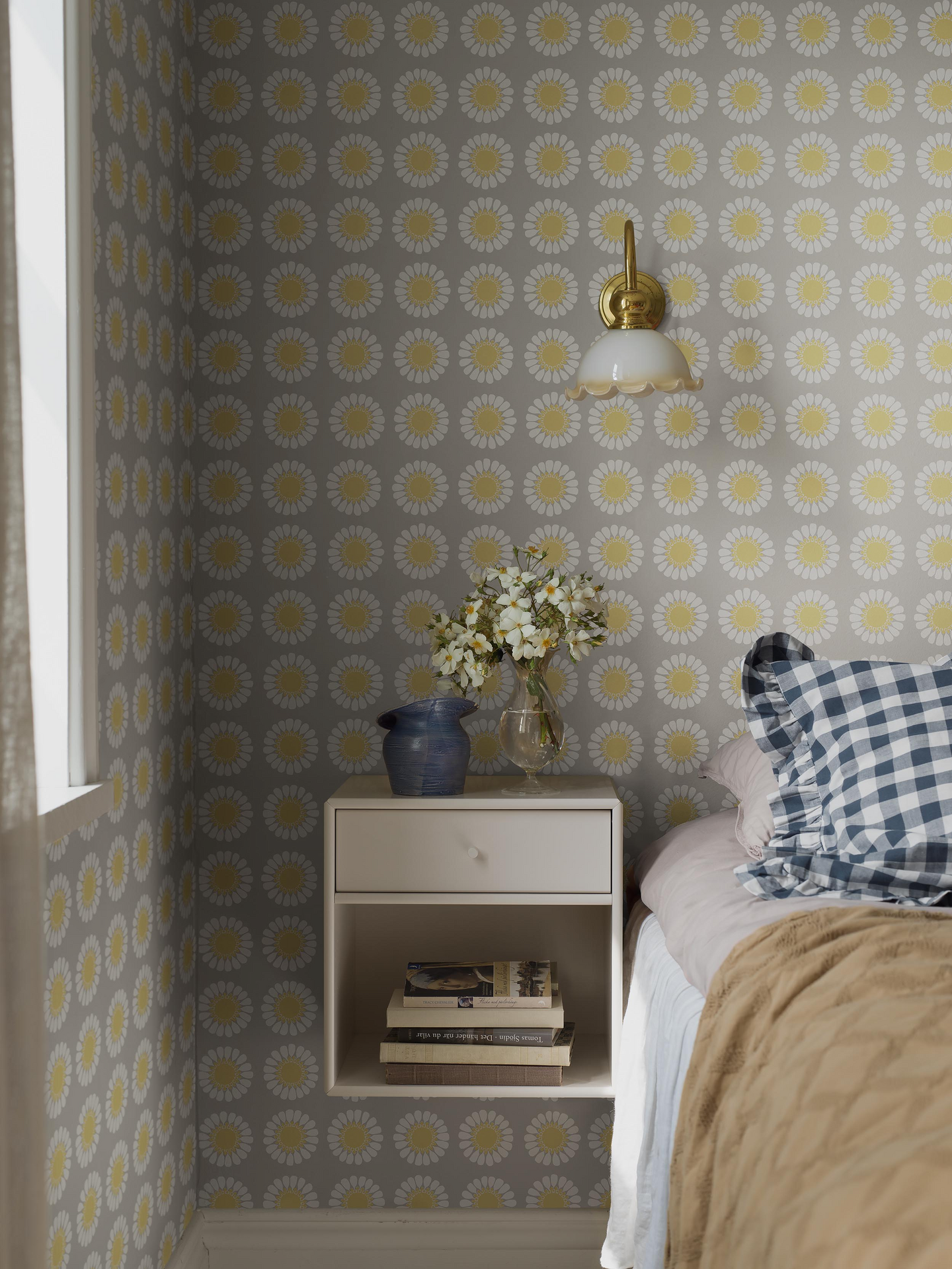 Kuitutapetti Scandinavian Designers 1382 Turi Gramstad Oliver Daisy 10,05m