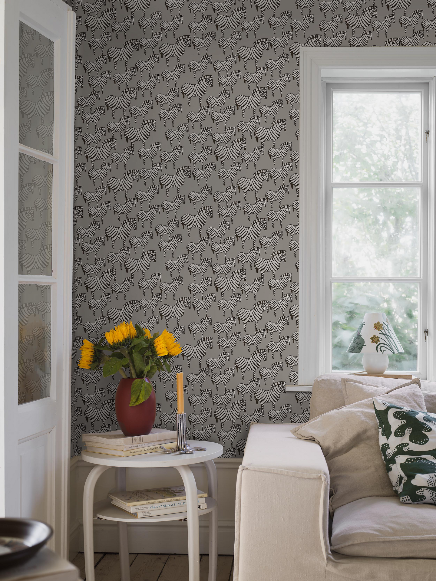 Kuitutapetti Scandinavian Designers 1380 Lisa Larson Zebra 10,05m