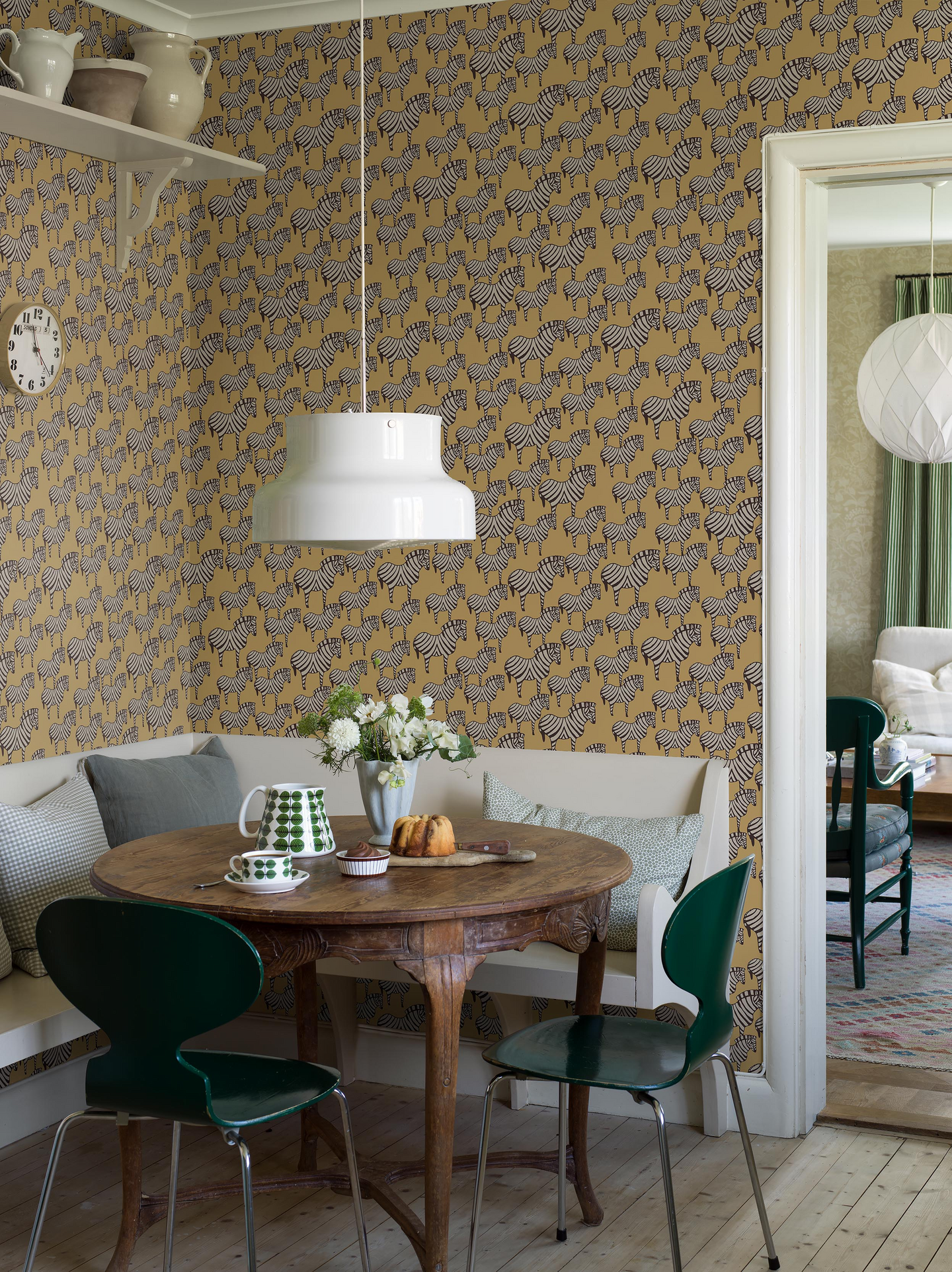 Kuitutapetti Scandinavian Designers 1378 Lisa Larson Zebra 10,05m