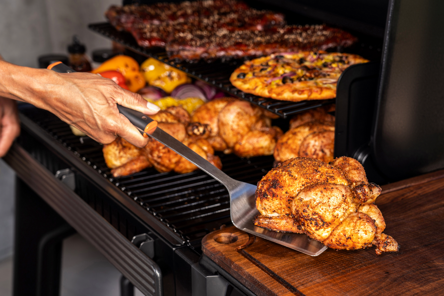 Paistolasta Traeger BBQ Spatula