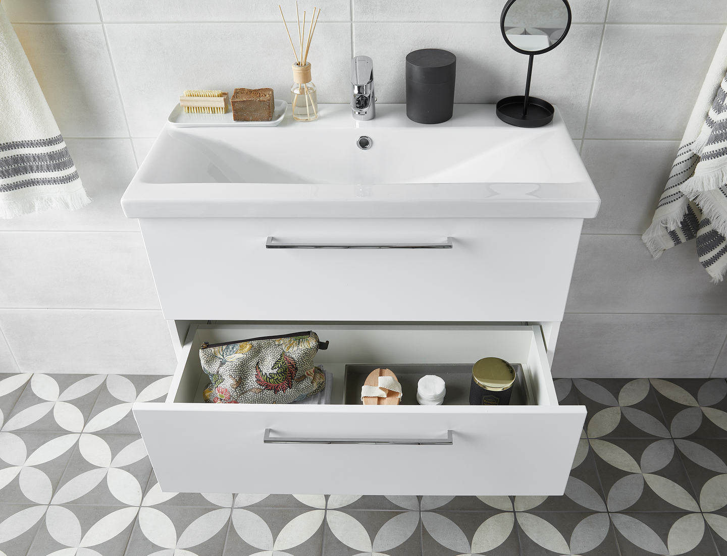 TVÄTTSTÄLL CELLO WAVE 81CM