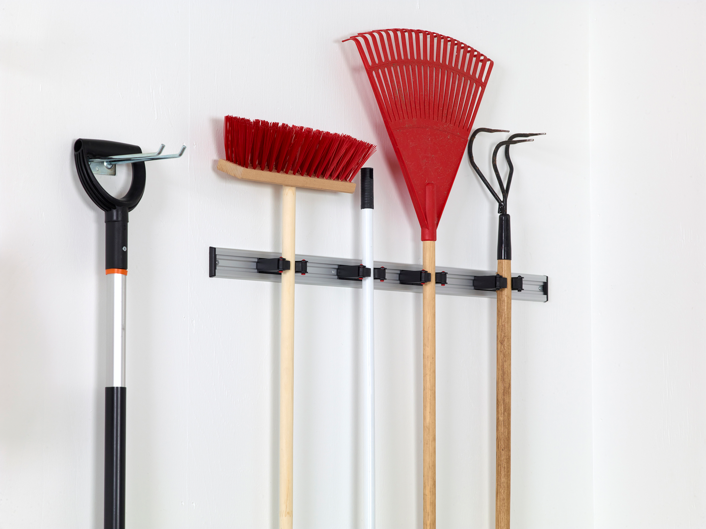 REDSKAPSHÅLLARE HABO 522 SVART 522 30-40MM SV SB