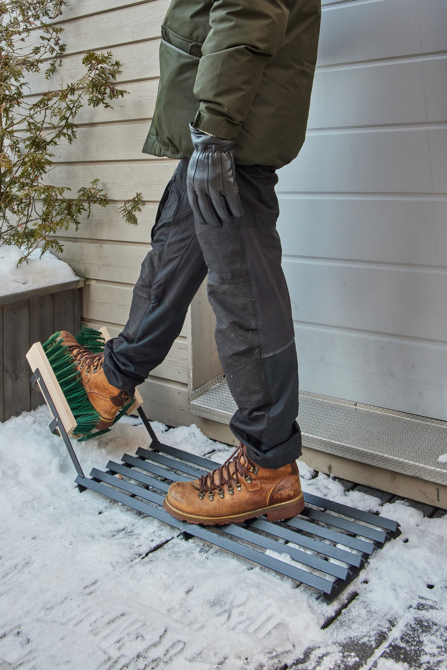 Rappuralli FXA 3-harjaa 75 x 30 cm musta