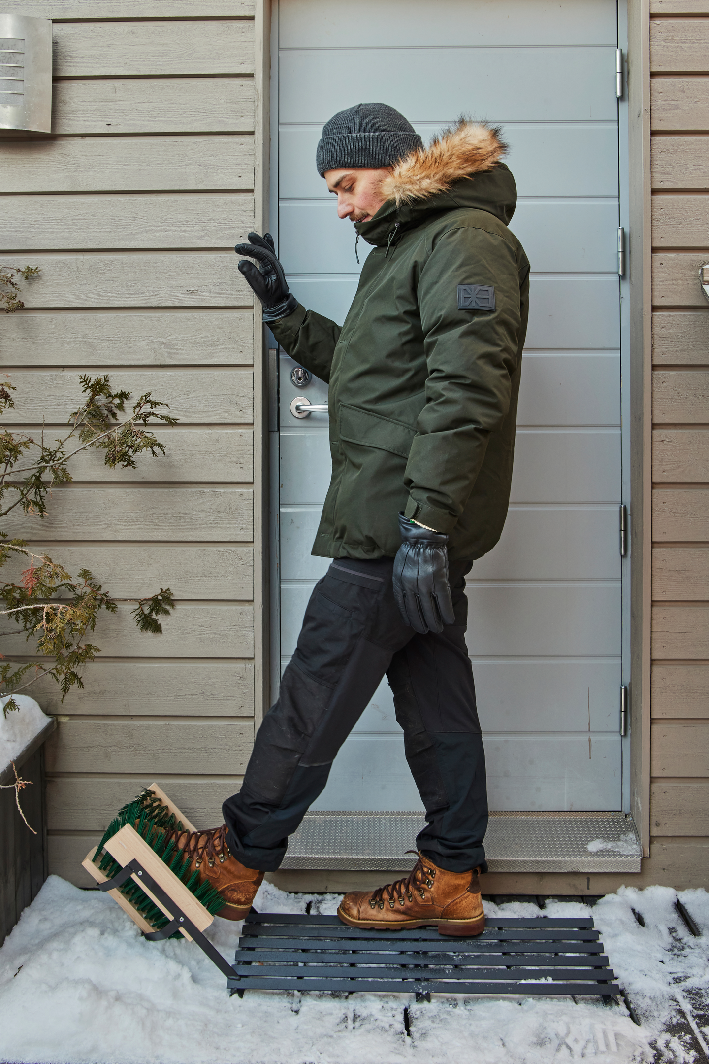 Rappuralli FXA 3-harjaa 75 x 30 cm musta