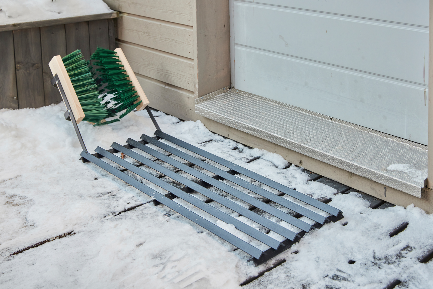 Rappuralli FXA 3-harjaa 75 x 30 cm musta