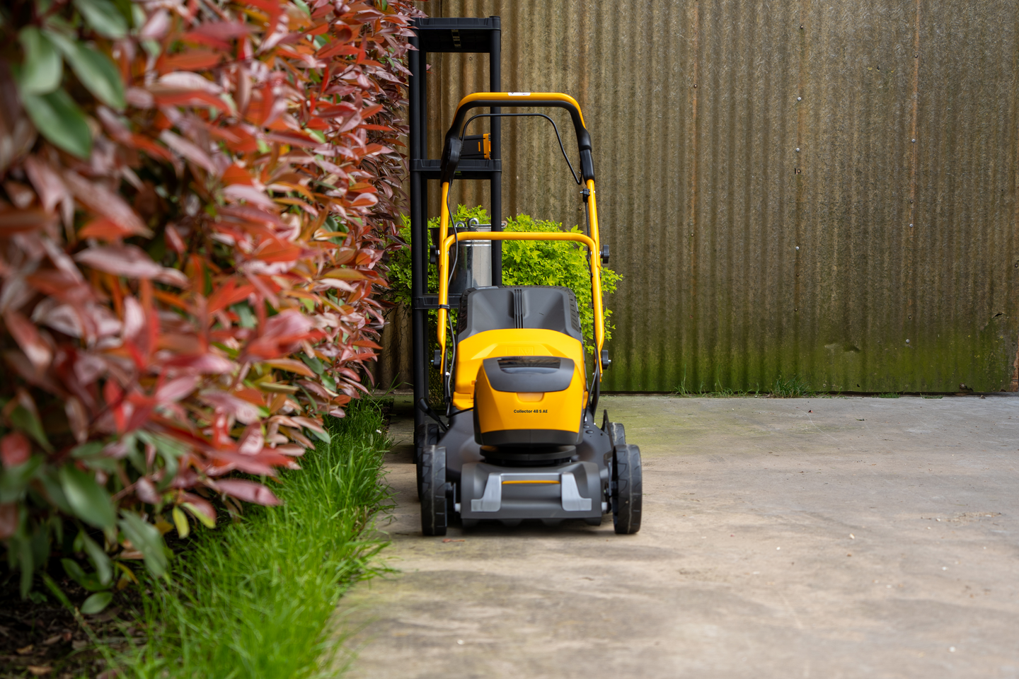 Akkuruohonleikkuri STIGA Collector 48 S AE KIT 48V 1x5Ah