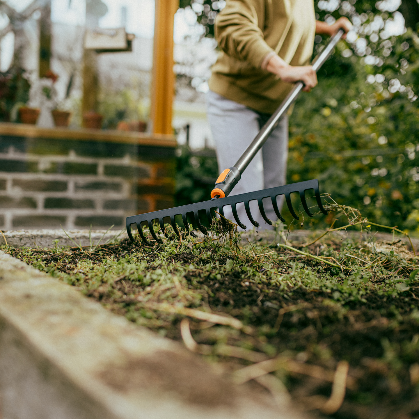 Rautaharava Fiskars OneClick 16-piikkinen
