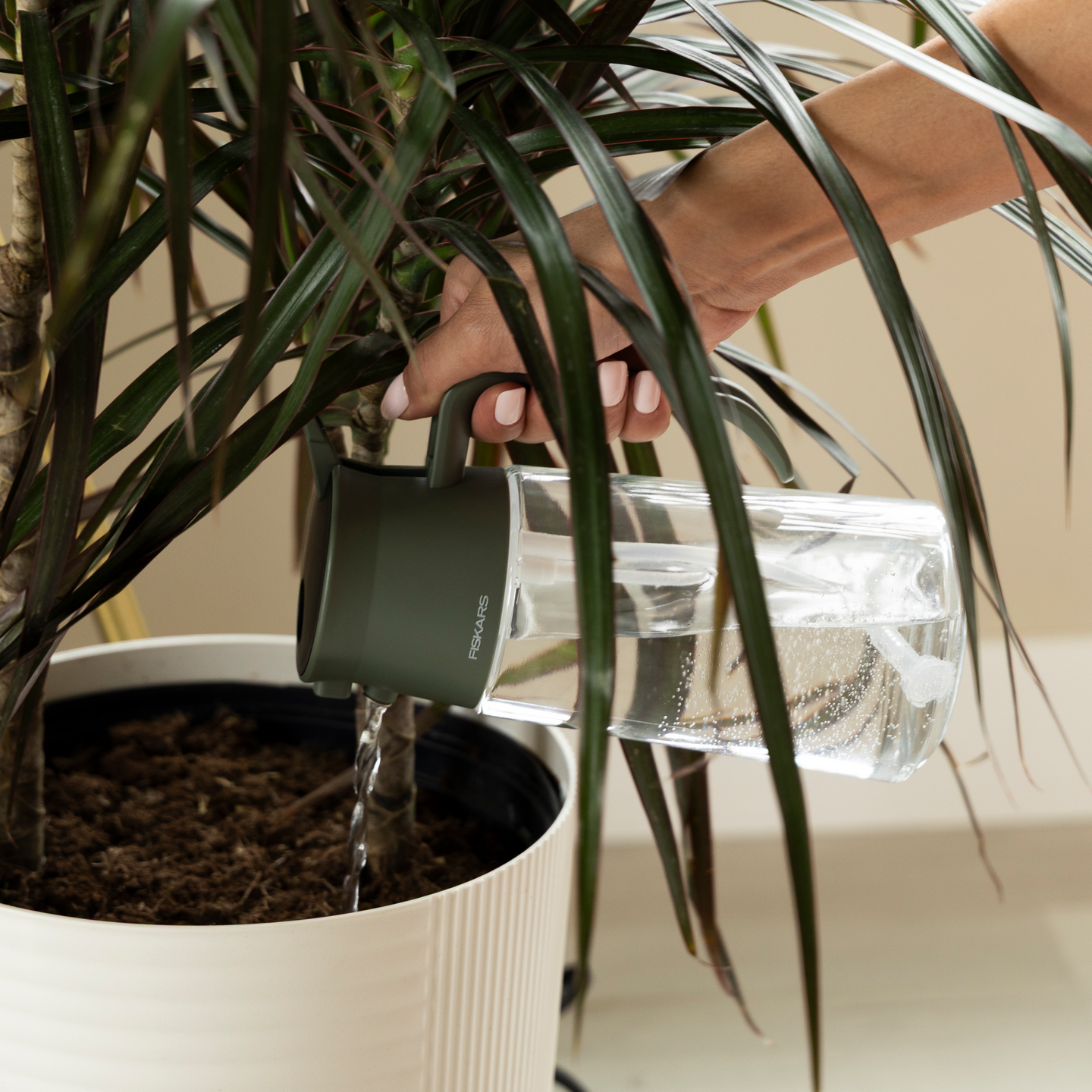 Sumutin- ja kastelukannu Fiskars