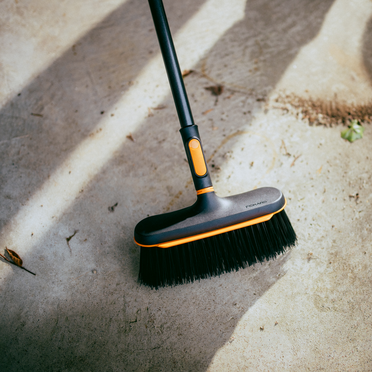 Katuharja Fiskars OneClick