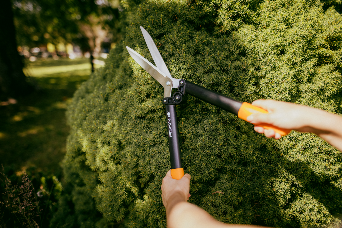 Pensassakset Fiskars PowerLever HS52