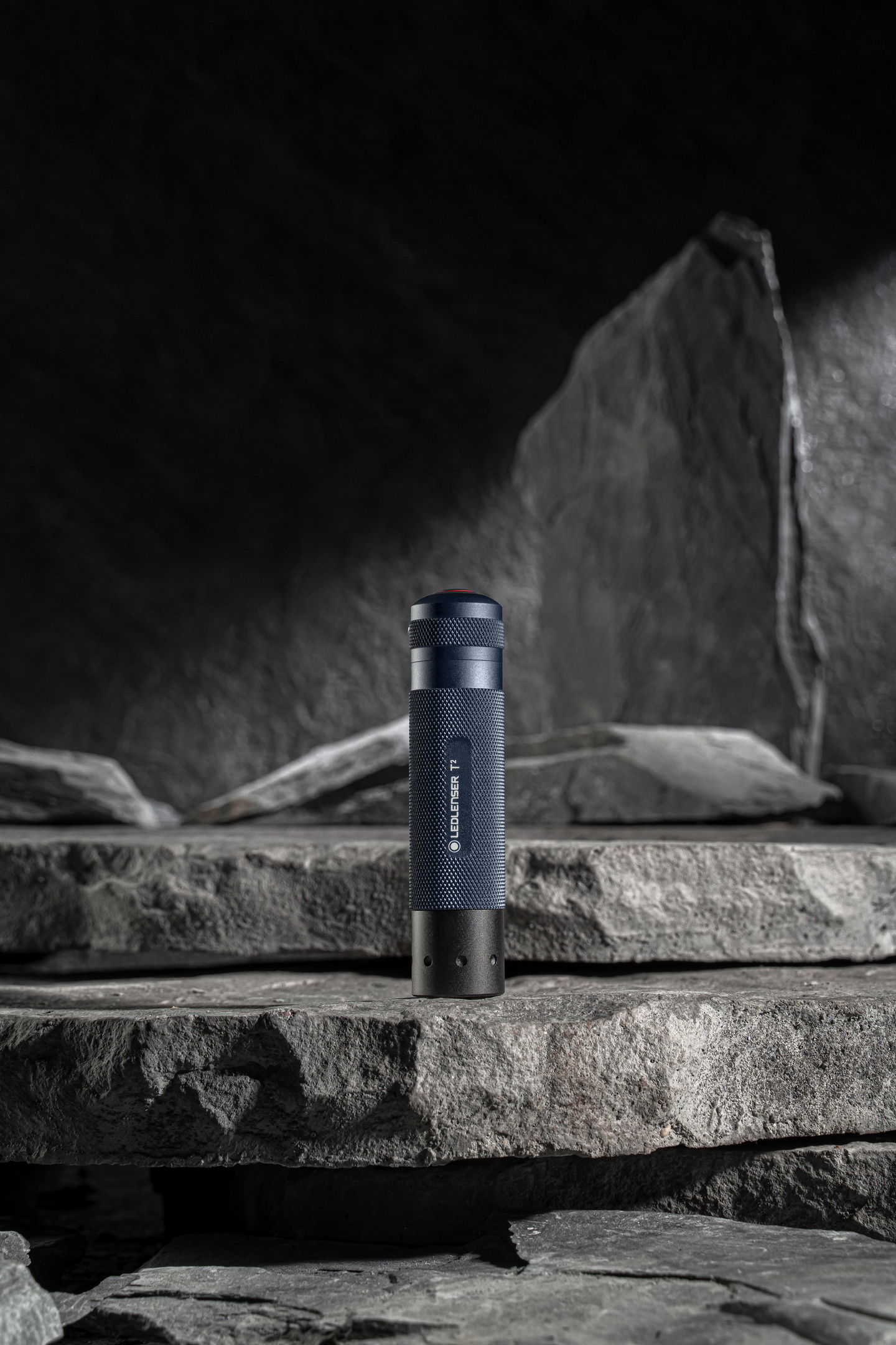 Taskulamppu Ledlenser T2 240lm ladattava 25-v. juhlamalli