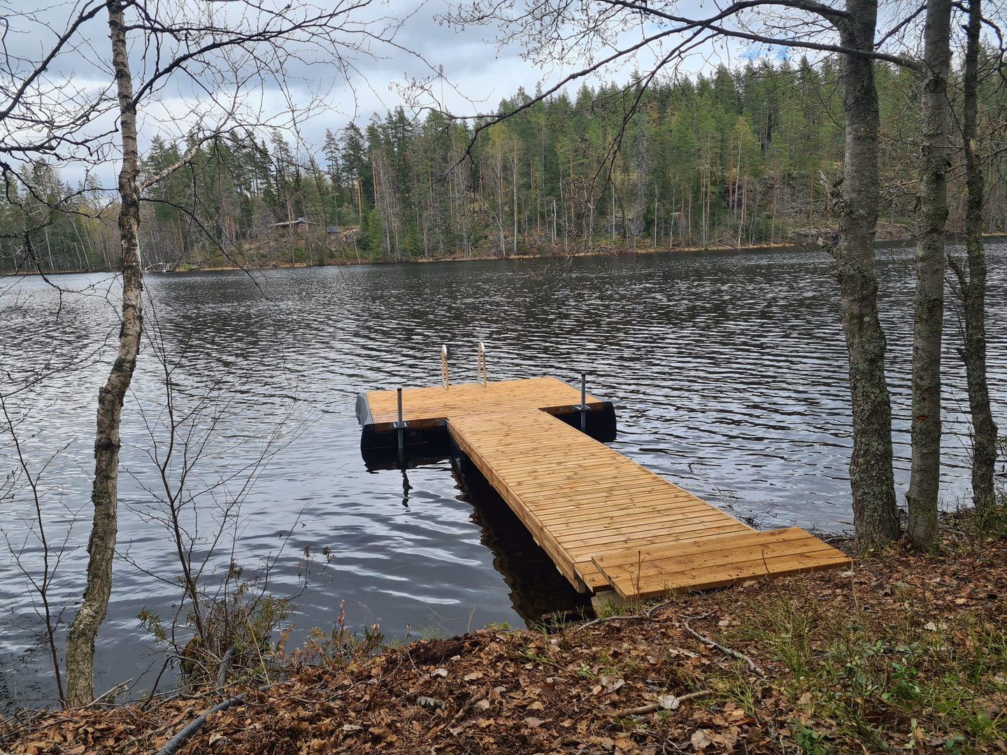 Laituri Savorak Sauna Moduli: 6,1 m, 2,75 x 2,2 m + kävelysilta 1,12 x 4 m