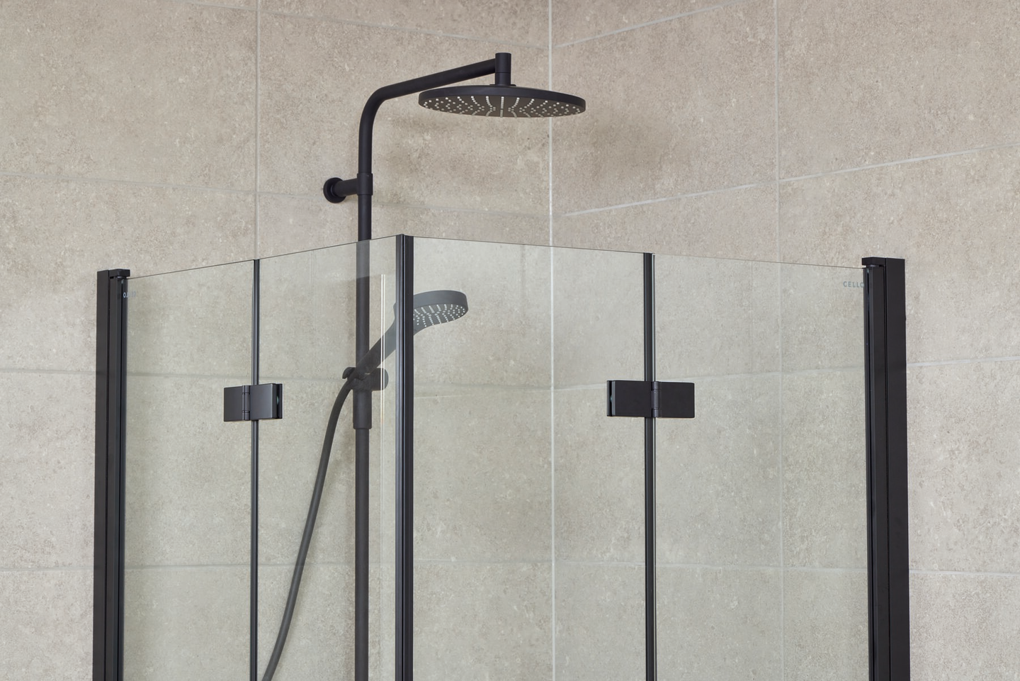 Magneettitiiviste Cello Flex Black -suihkuseinille 2kpl