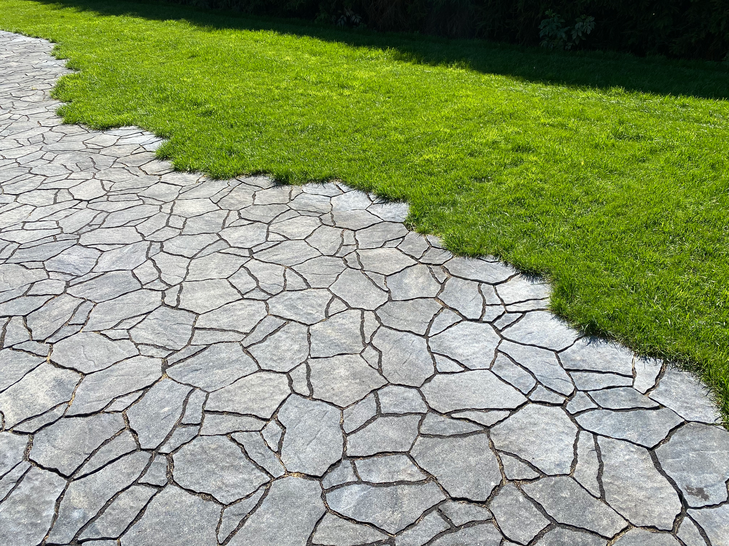 Luotokivi Rudus mustaharmaa