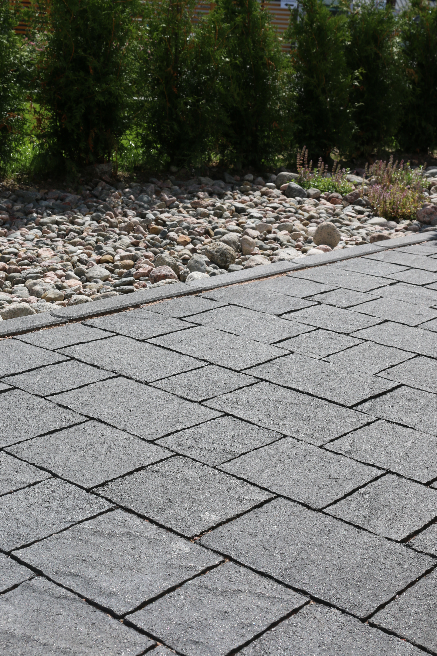 Torino-kivi Rudus musta