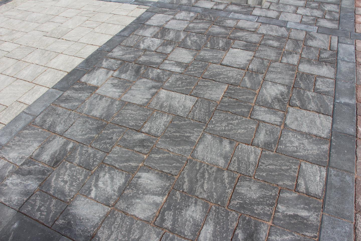 Torino-kivi Rudus musta antiikki