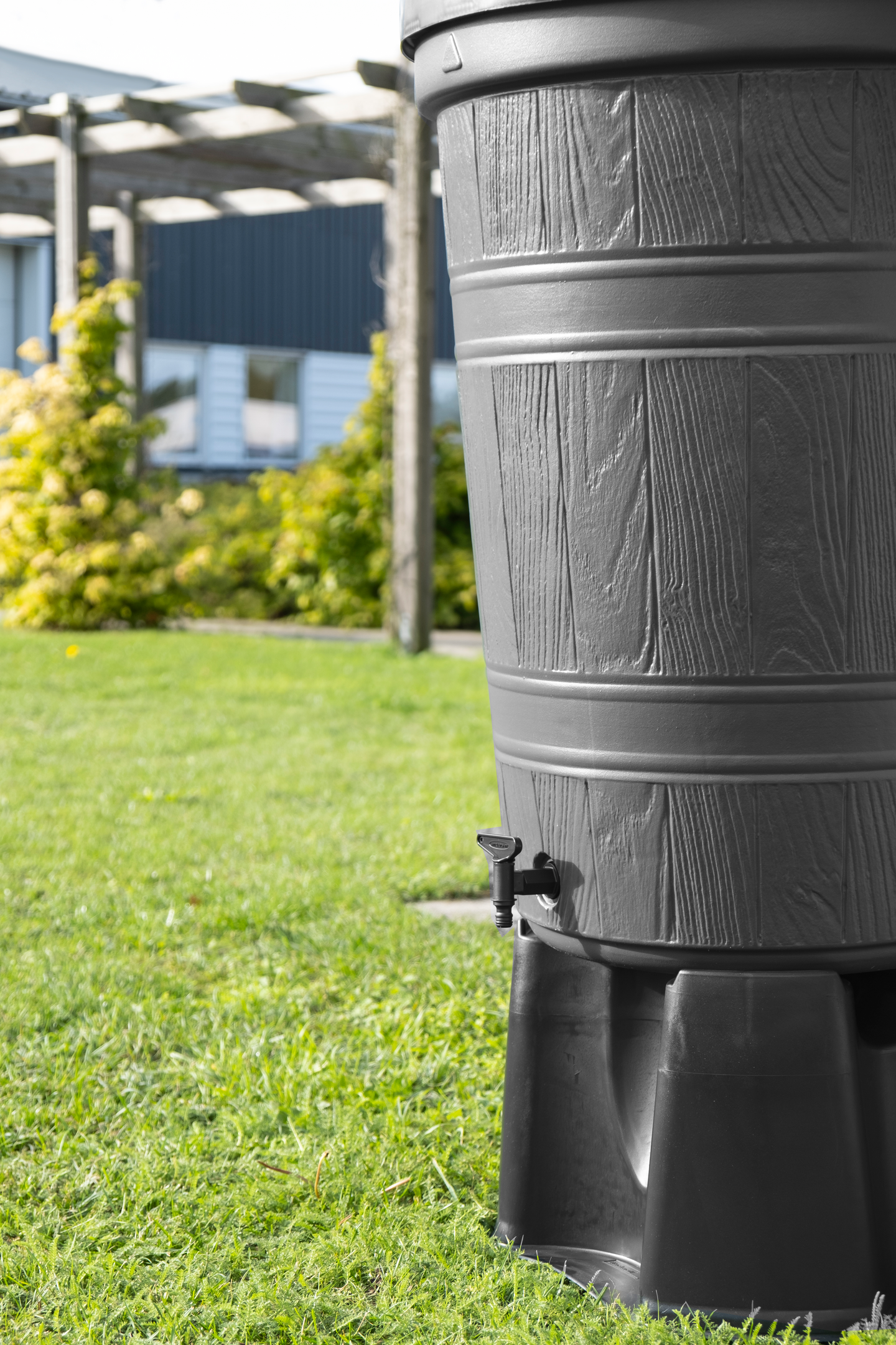 Vesitynnyri 200l Greenline harmaa hanalla ja kannella