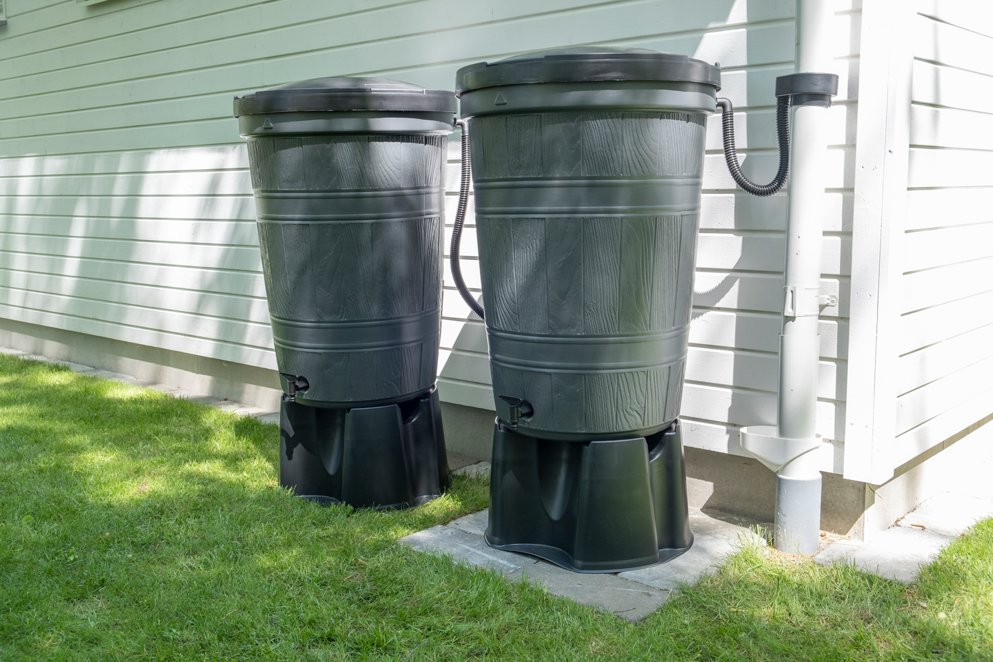 Vesitynnyri 200l Greenline harmaa hanalla ja kannella