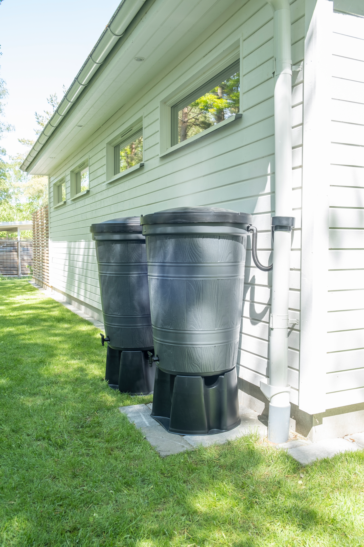 Vesitynnyri 200l Greenline harmaa hanalla ja kannella