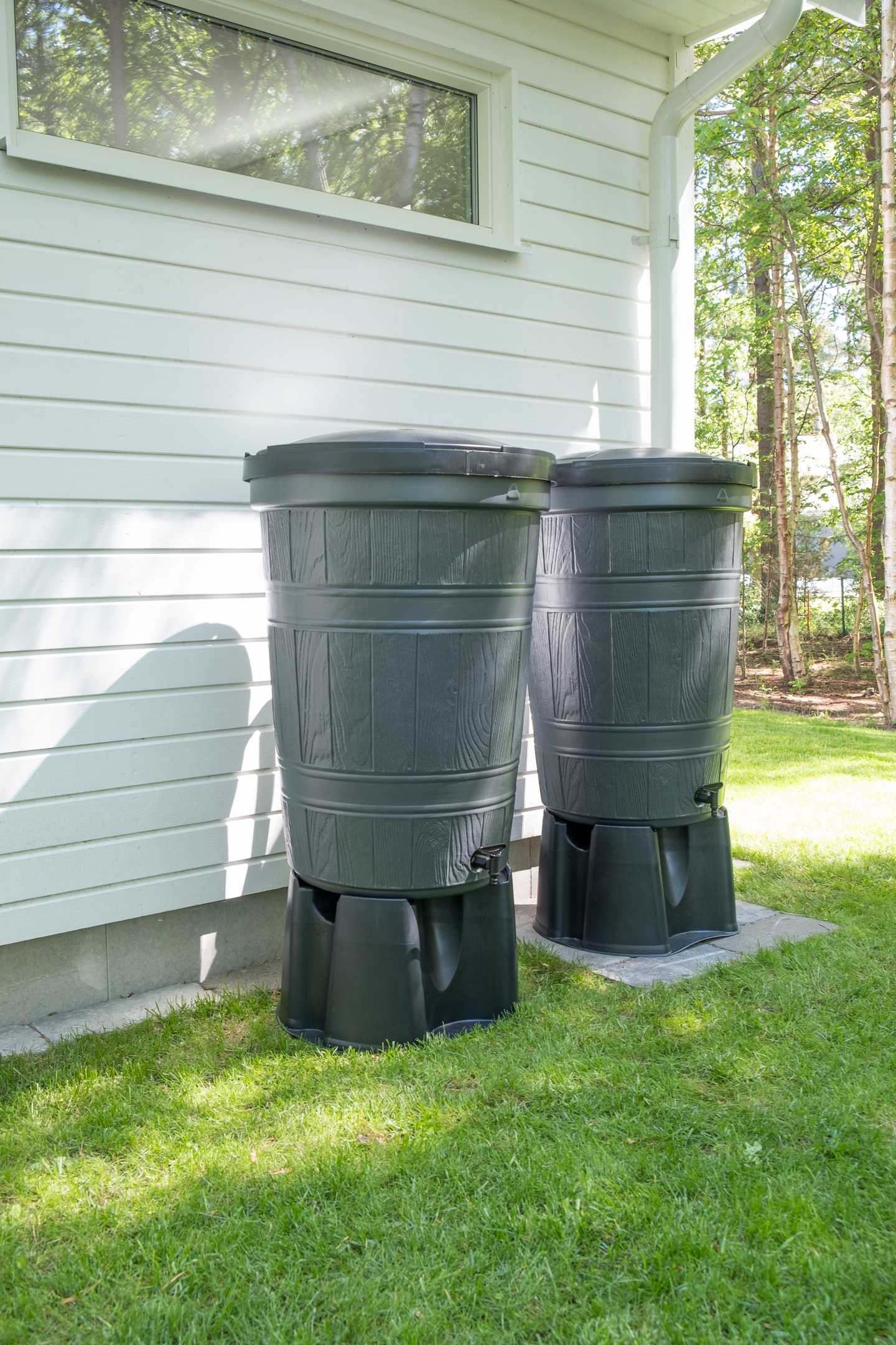 Vesitynnyri 200l Greenline harmaa hanalla ja kannella