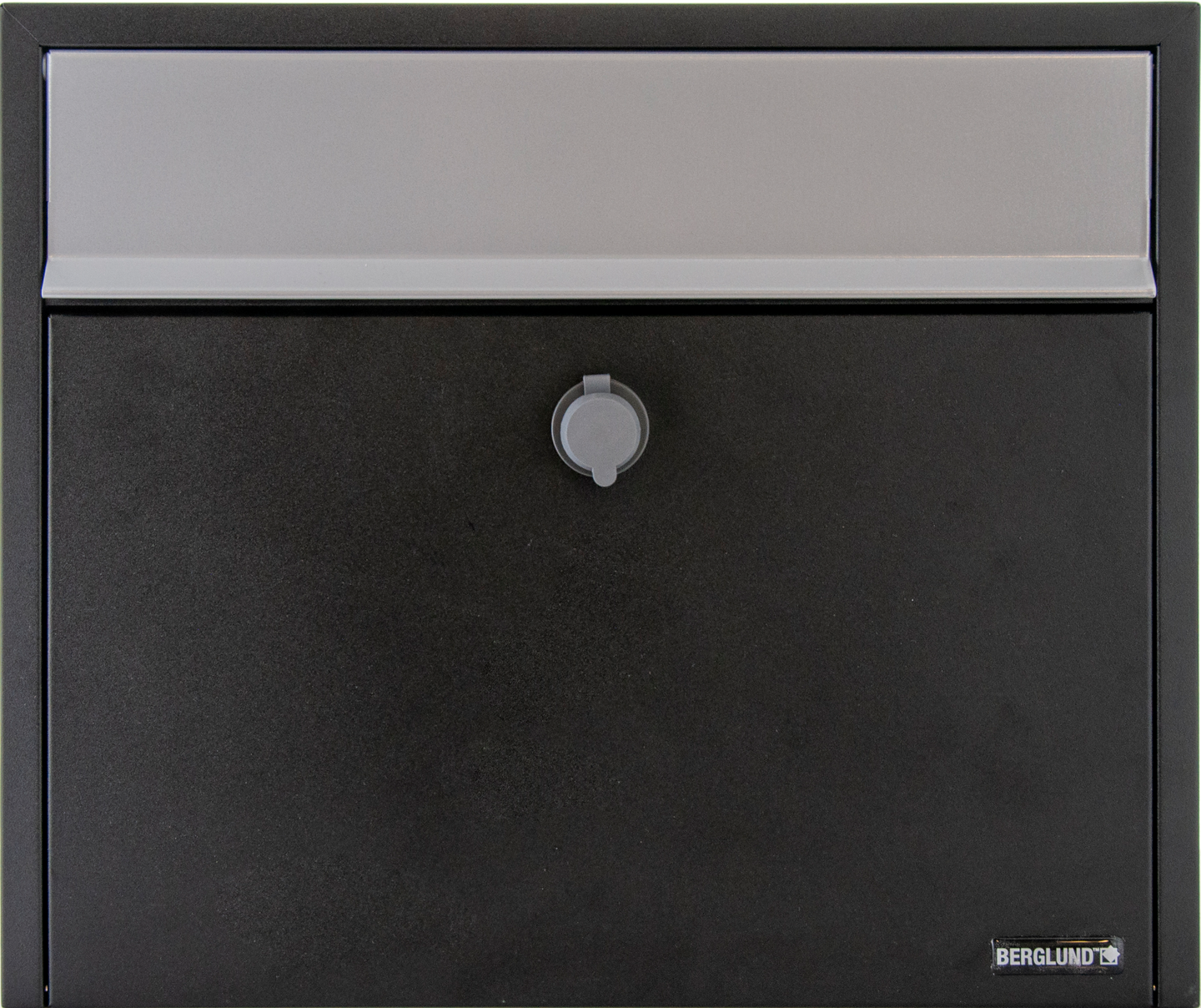 Postilaatikko Berglund 930 musta