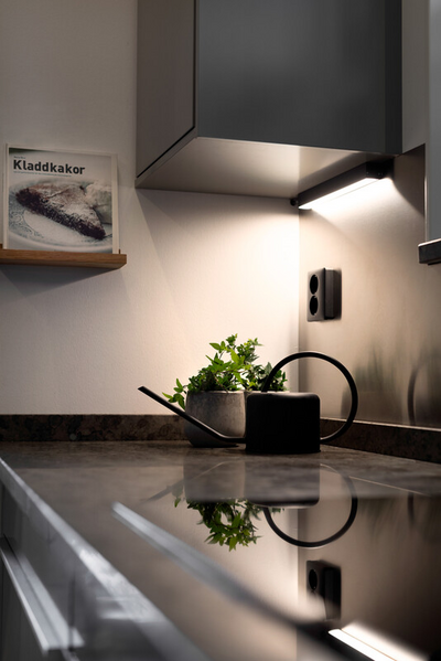 Pinta-/ripustusvalaisin Hide-a-Lite Flexline 460lm 6W 27/3/4K Bl