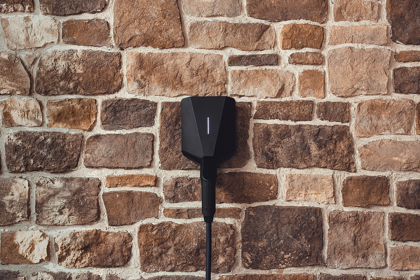 Latausasema Easee Charge Up 22kW musta