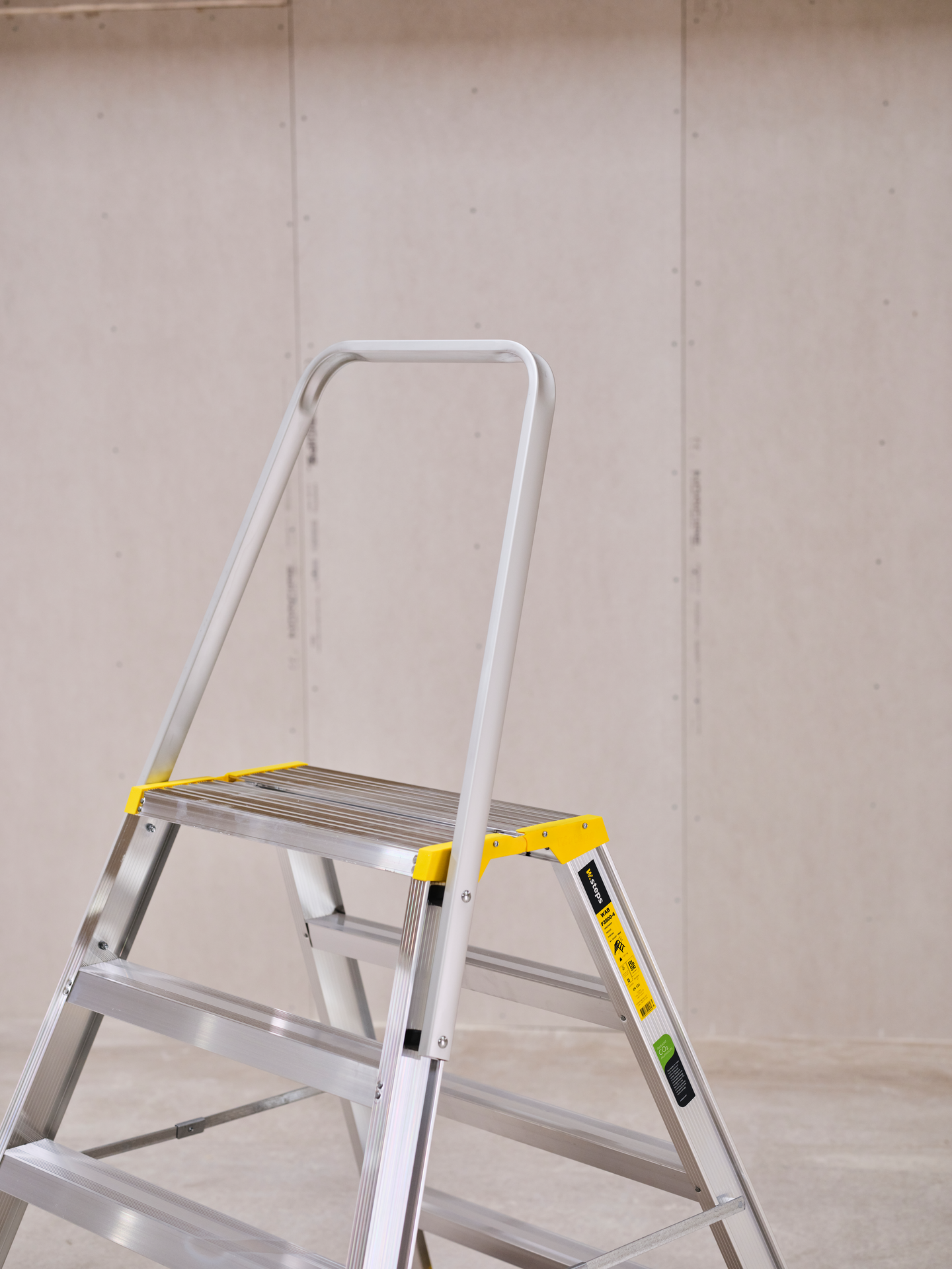 ARBETSBOCK MED RÄCKE W 3500R-4