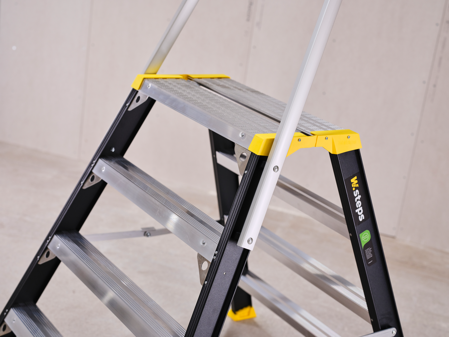 ARBETSBOCK MED RÄCKE W 5500R+4