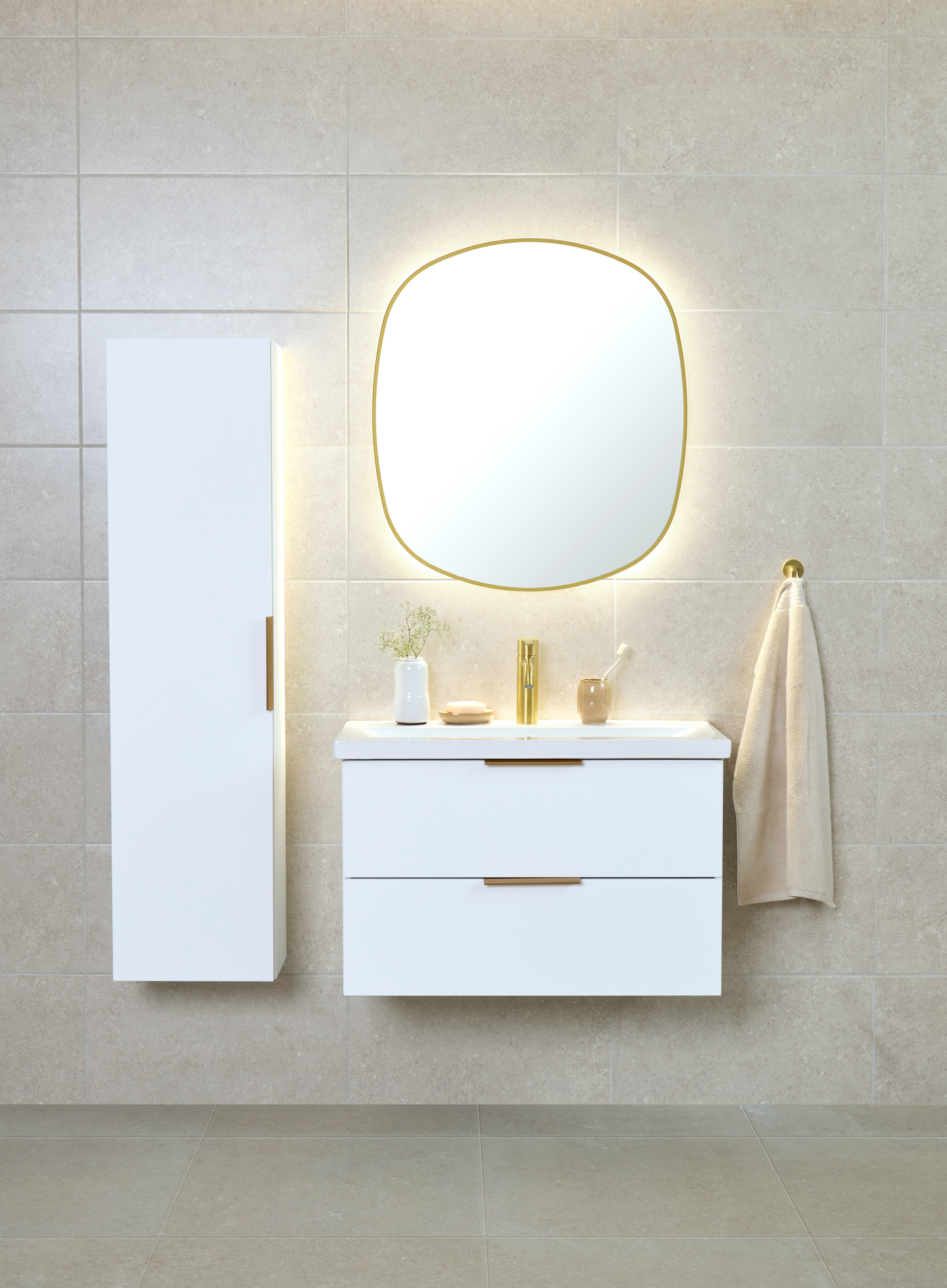 Korkeakaappi Cello Wave valkoinen K137,5 L35 S25cm