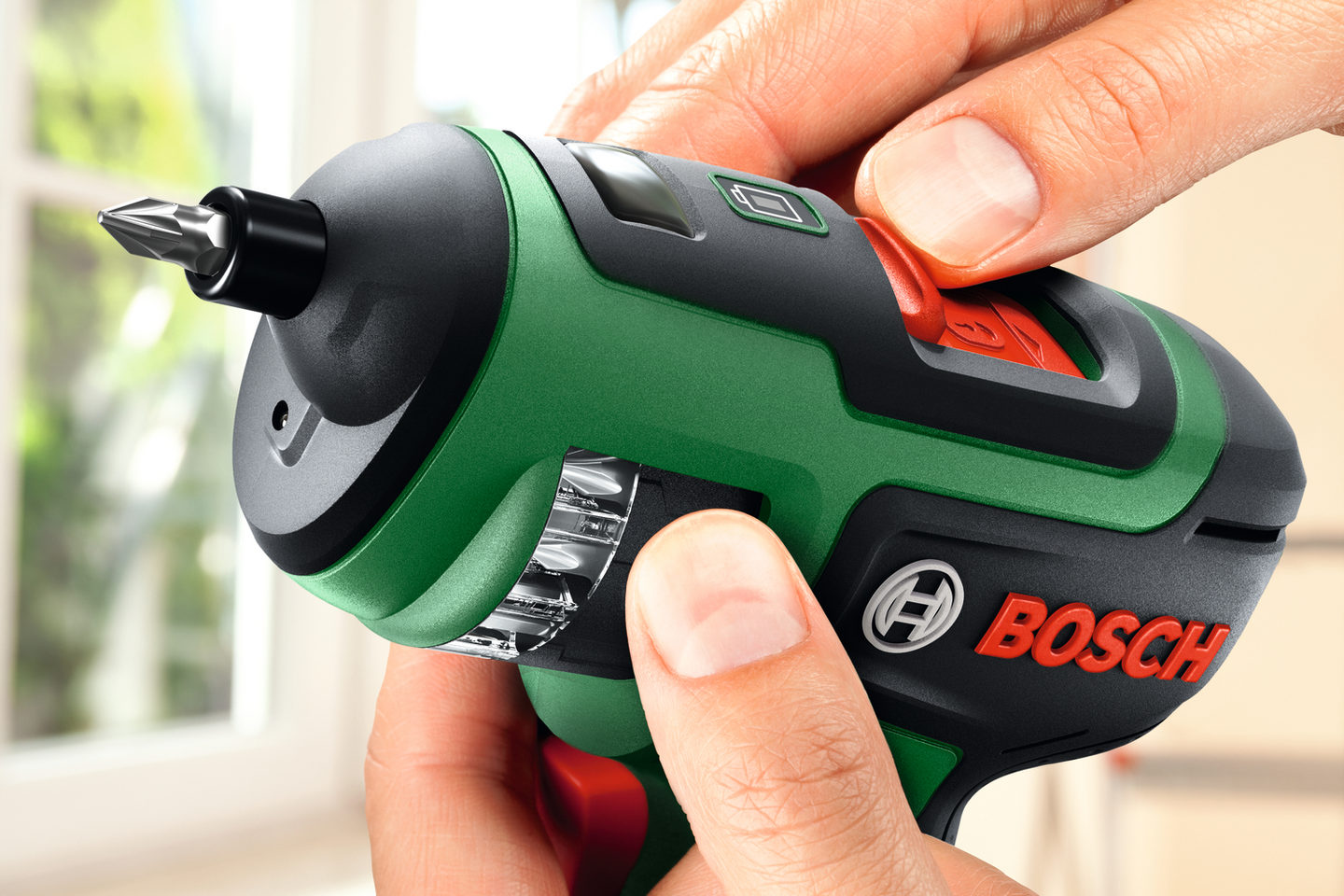 Akkuruuvinväännin Bosch PSR SELECT 4V 1x2,0Ah + 12kpl ruuvauskärkiä