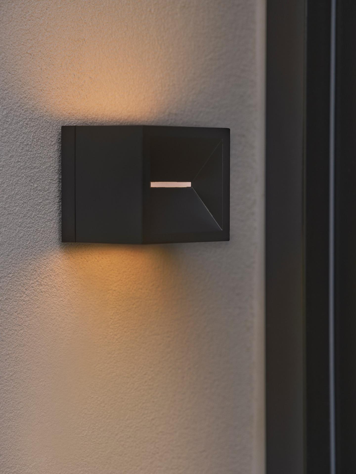 Ulkoseinävalaisin Nordlux Rivo led 240lm musta