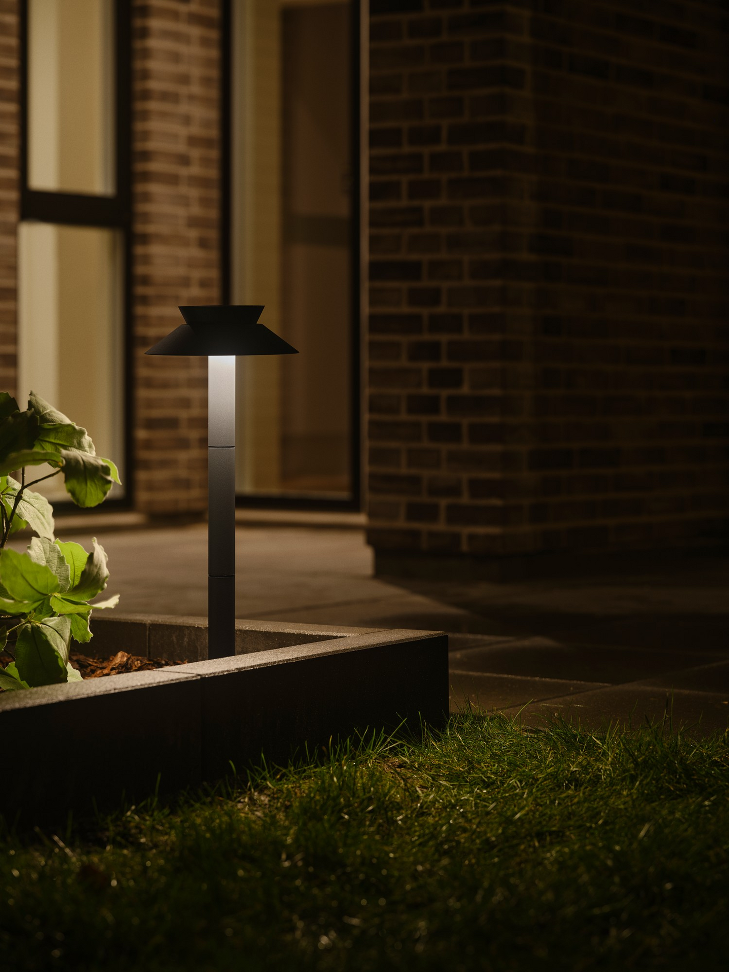 Aurinkokennovalaisin Nordlux Justina led 280lm antrasiitti