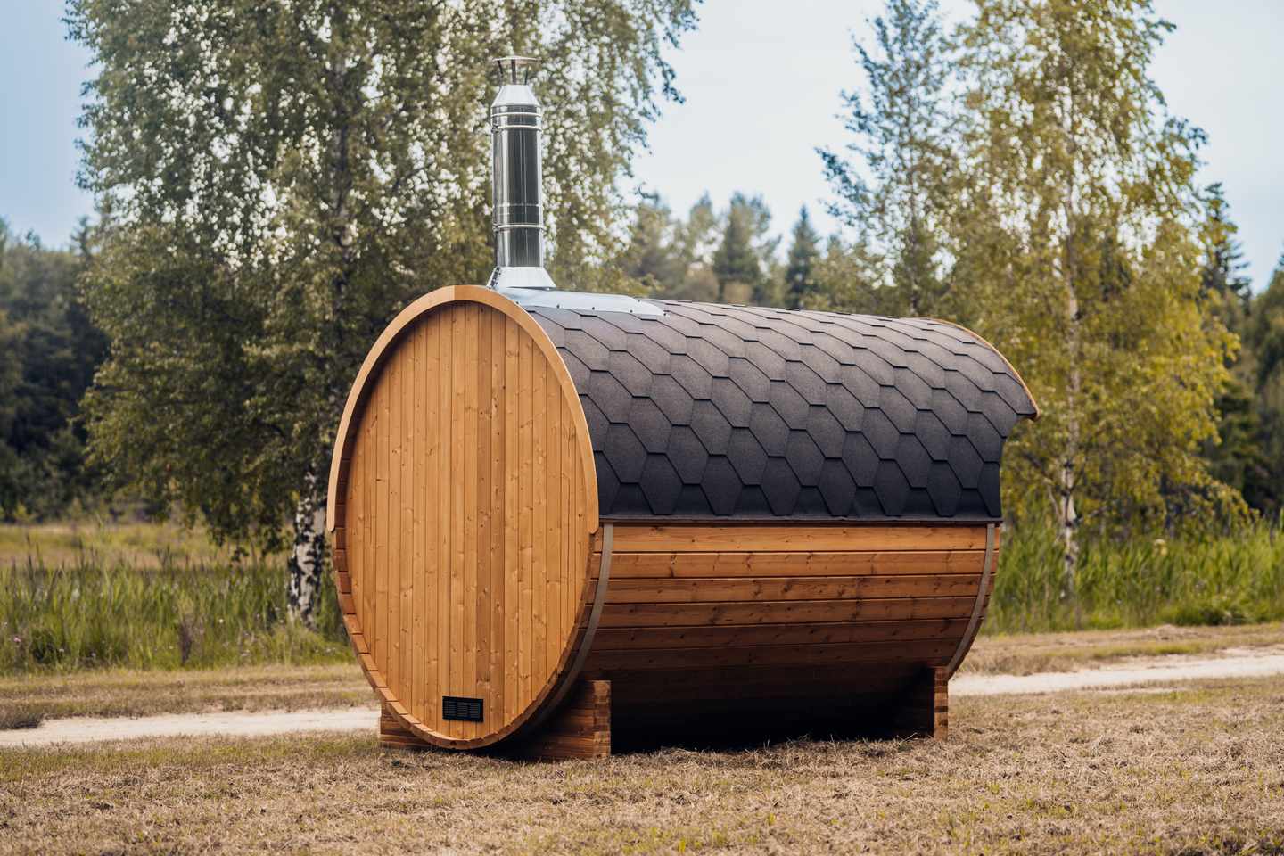 Tynnyrisauna UNO 2,0m x 2,0m valmiiksi koottu
