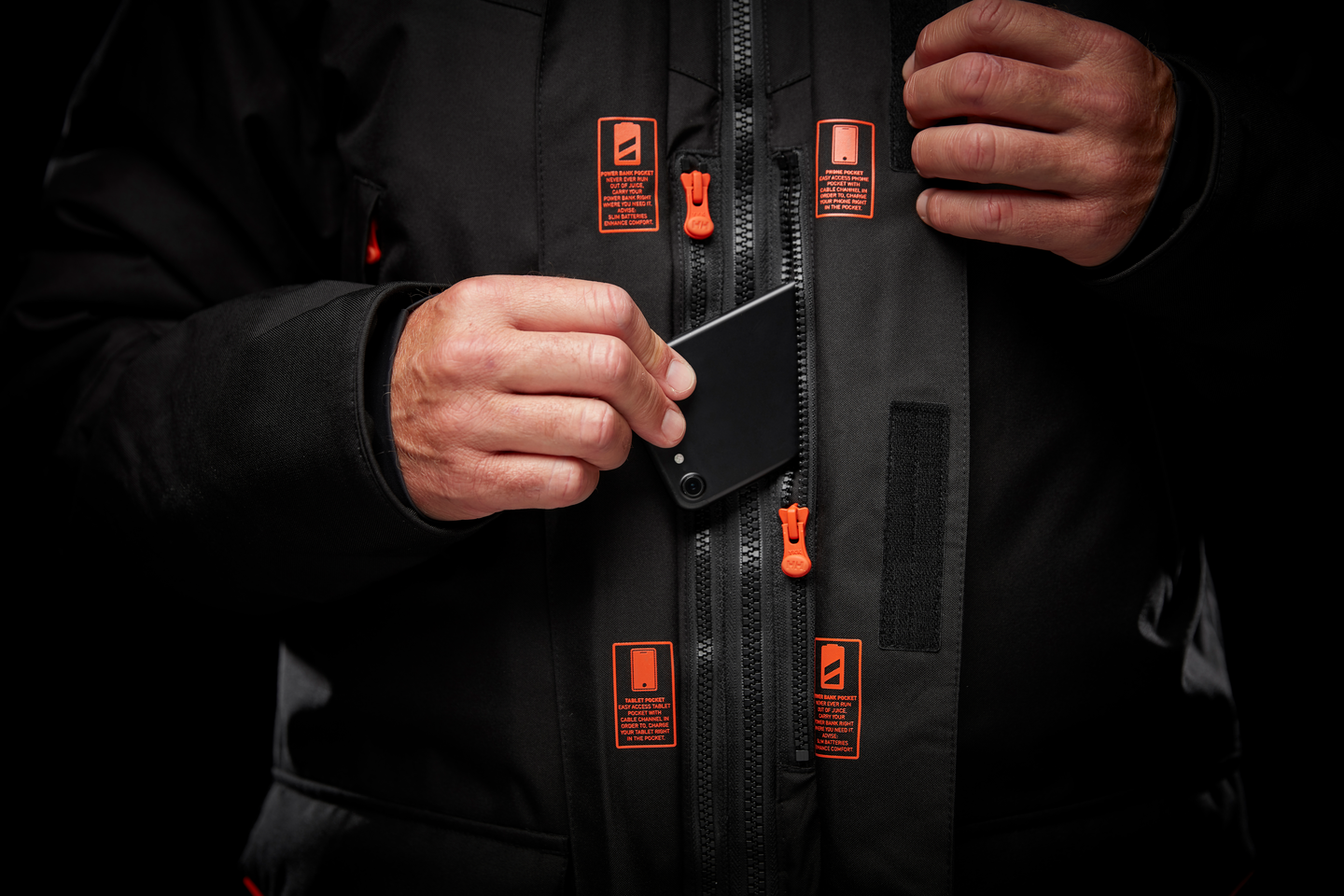 VINTERPARKAS BIFROST SVART HELLY TECH 2XL