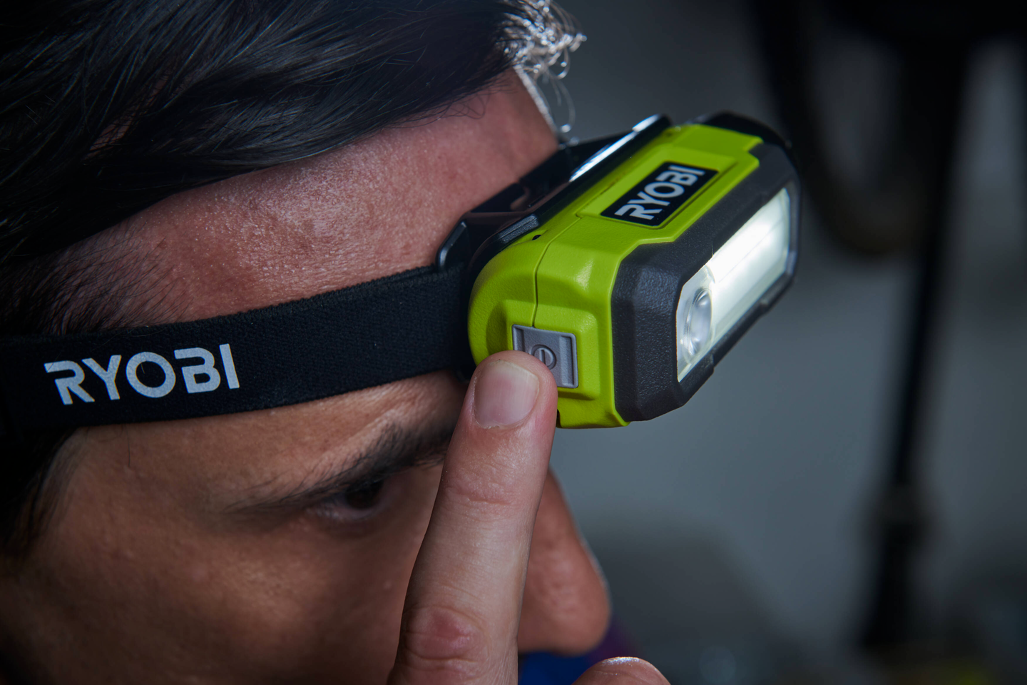 Otsalamppu Ryobi RHT4-0 4V USB Lithium