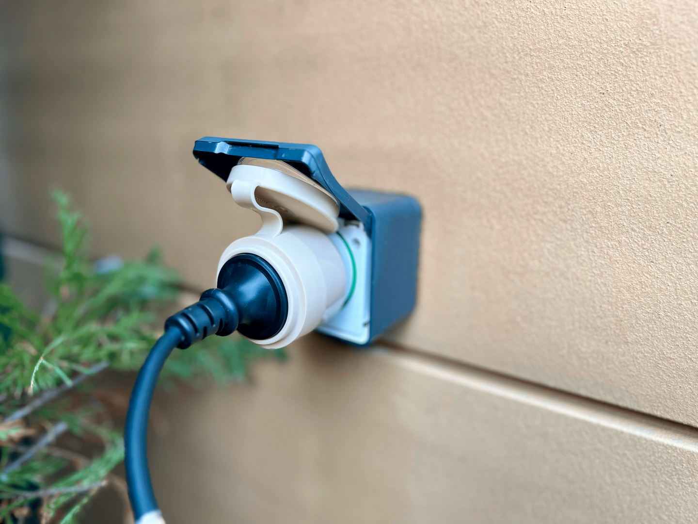Älypistorasia Shelly Plug S Gen3 ulos