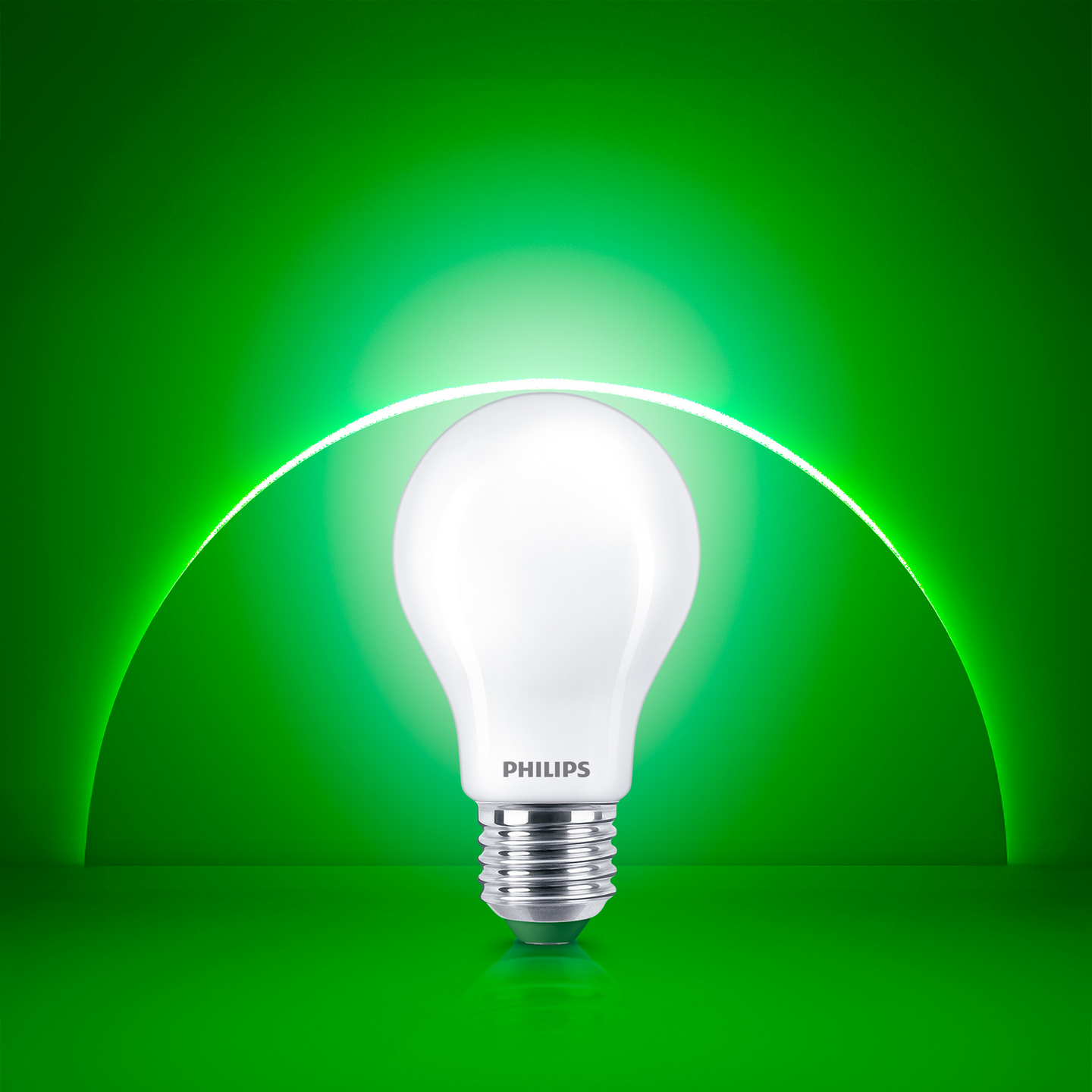 Led-vakiolamppu Philips Ultra Efficient A60 1535lm 7,3W E27 2700K huurrettu