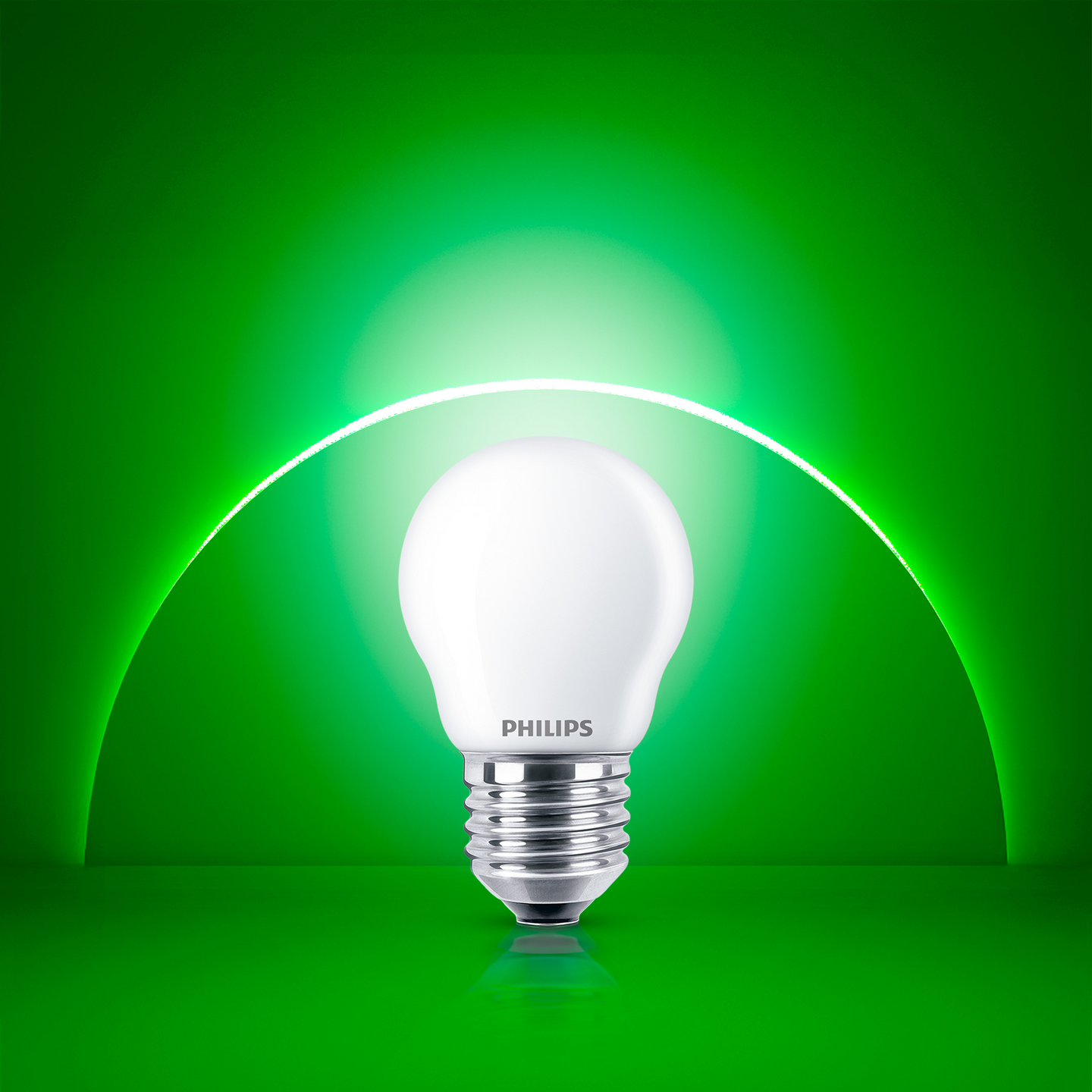 Led-mainoslamppu Philips Ultra Efficient P45 485lm 2,3W E27 2700K huurrettu