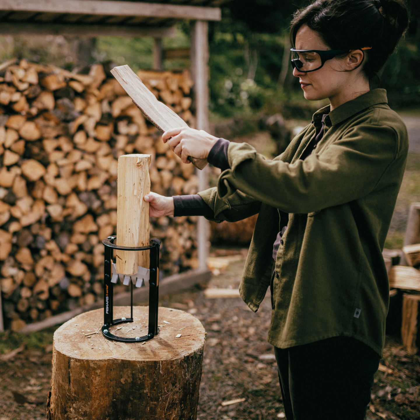 Sytykkeenhalkaisija Fiskars X-Series S ulkokäyttöön