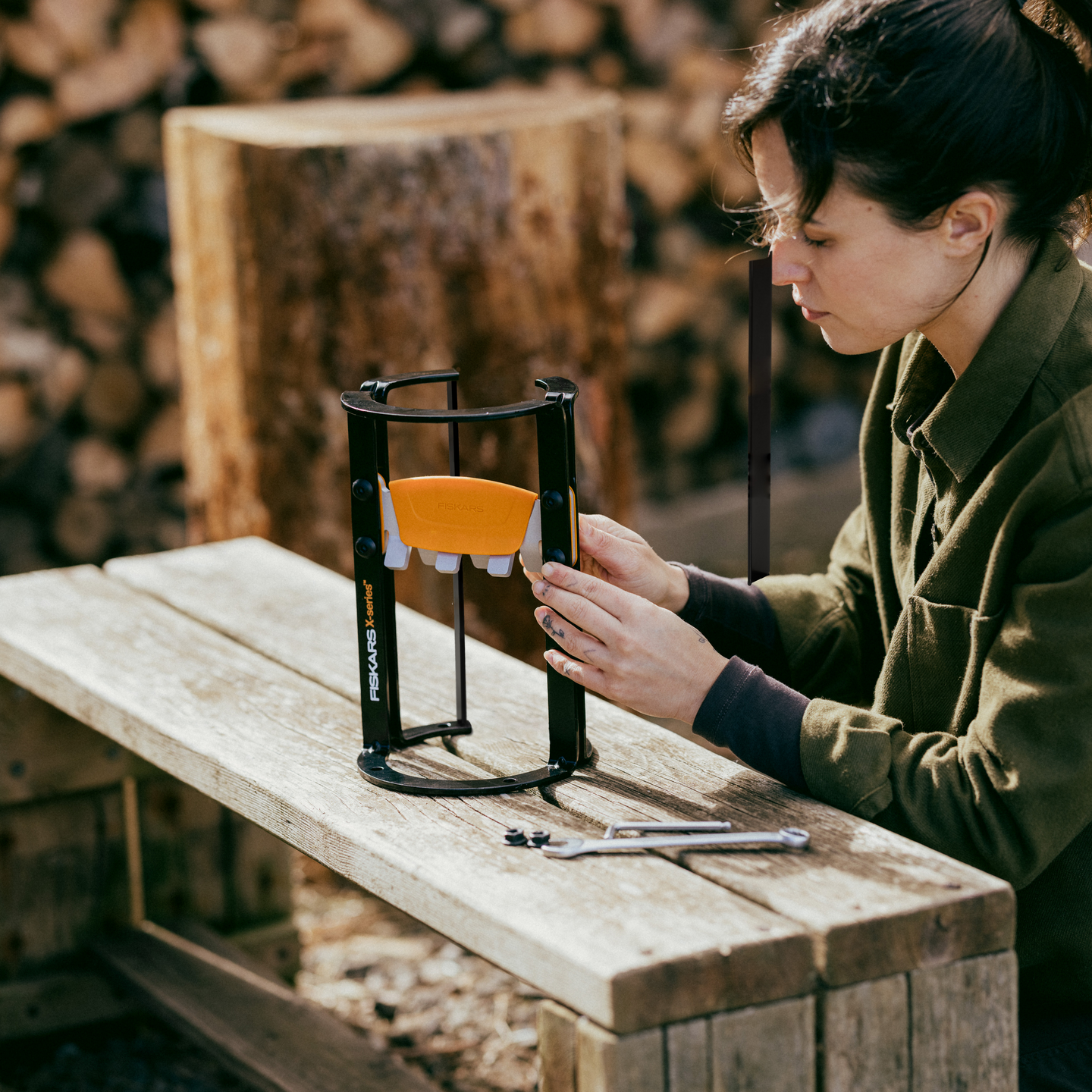Sytykkeenhalkaisija Fiskars X-Series S ulkokäyttöön